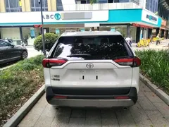2023 Toyota RAV4 2.0L CVT 2WD, белый — фото 7