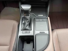 2021 Lexus ES 200 Excellence, белый — фото 10