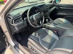 2021 Toyota Camry 2.5G Luxury — фото 20