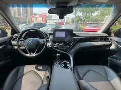 2023 Toyota Camry 2.0G Luxury, чёрный — фото 13