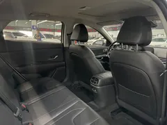 2022 Hyundai Elantra 1.5L CVT LUX Premium, белый — фото 10