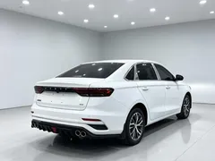 2022 Geely Emgrand 4th Gen 1.5L CVT Luxury, белый — фото 7