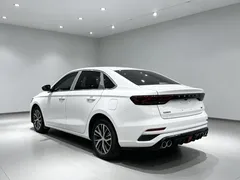 2022 Geely Emgrand 4th Gen 1.5L CVT Luxury, белый — фото 9