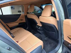 2022 Lexus ES 200 Excellence, зелёный — фото 9