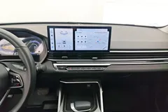 2023 Geely Emgrand 4th Gen 1.5L CVT Premium Champion, белый — фото 15