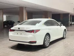 2021 Lexus ES 200 Excellence, белый — фото 7
