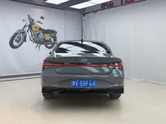 2022 Hyundai Elantra 1.5L CVT LUX Premium — фото 5