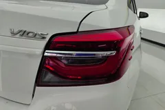 2022 Toyota Vios 1.5L CVT 20th Anniversary, белый — фото 7