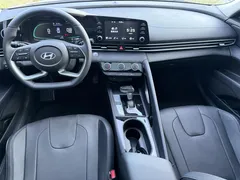 2023 Hyundai Elantra 1.5L CVT GLX Elite, белый — фото 10