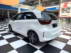 2022 Honda Fit 1.5L CVT Sunroof, белый — фото 16