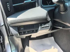 2022 Toyota Avalon 2.0L Luxury — фото 7