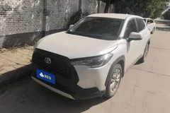 2023 Toyota Corolla Cross 2.0L CVT Pioneer, белый — фото 1