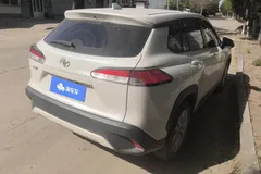 2023 Toyota Corolla Cross 2.0L CVT Pioneer, белый — фото 9