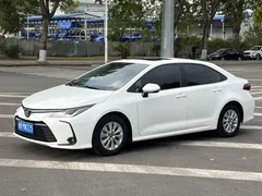 2022 Toyota Corolla 1.5L CVT Pioneer, белый — фото 1