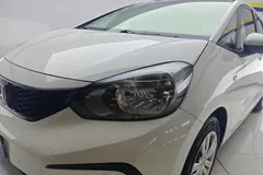 2021 Honda Fit 1.5L CVT, белый — фото 2