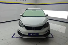 2021 Honda Fit 1.5L CVT, белый — фото 3