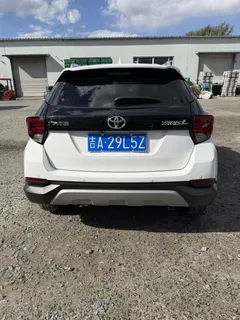 2022 Toyota Yaris L Zhixuan 1.5L CVT Leading Plus, белый — фото 22