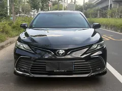 2023 Toyota Camry 2.5G Luxury, чёрный — фото 2