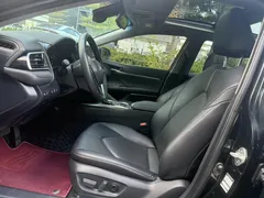 2023 Toyota Camry 2.5G Luxury, чёрный — фото 7