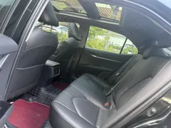 2023 Toyota Camry 2.5G Luxury, чёрный — фото 8