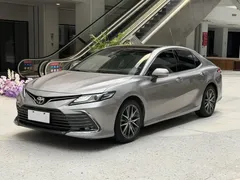 2021 Toyota Camry 2.5G Luxury — фото 1