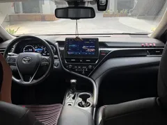 2021 Toyota Camry 2.5G Luxury — фото 6