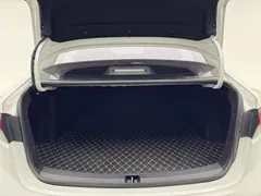 2023 Toyota Lingshang 2.0L Luxury, белый — фото 24