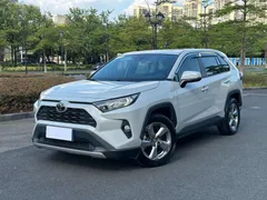 2022 Toyota RAV4 2.0L CVT 2WD Fashion, белый — фото 1