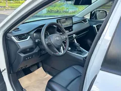 2022 Toyota RAV4 2.0L CVT 2WD Fashion, белый — фото 5