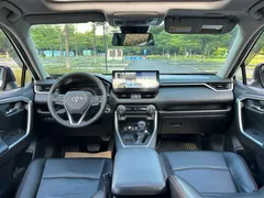 2022 Toyota RAV4 2.0L CVT 2WD Fashion, белый — фото 8