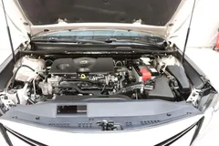 2021 Toyota Camry 2.0G Luxury, белый — фото 19