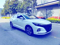 2021 Changan Eado 1.6L GDI CVT Elite, белый — фото 3