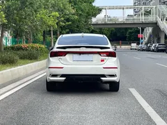 2021 Kia Cerato 1.5L IVT, белый — фото 4