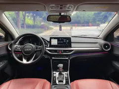 2021 Kia Cerato 1.5L IVT, белый — фото 13