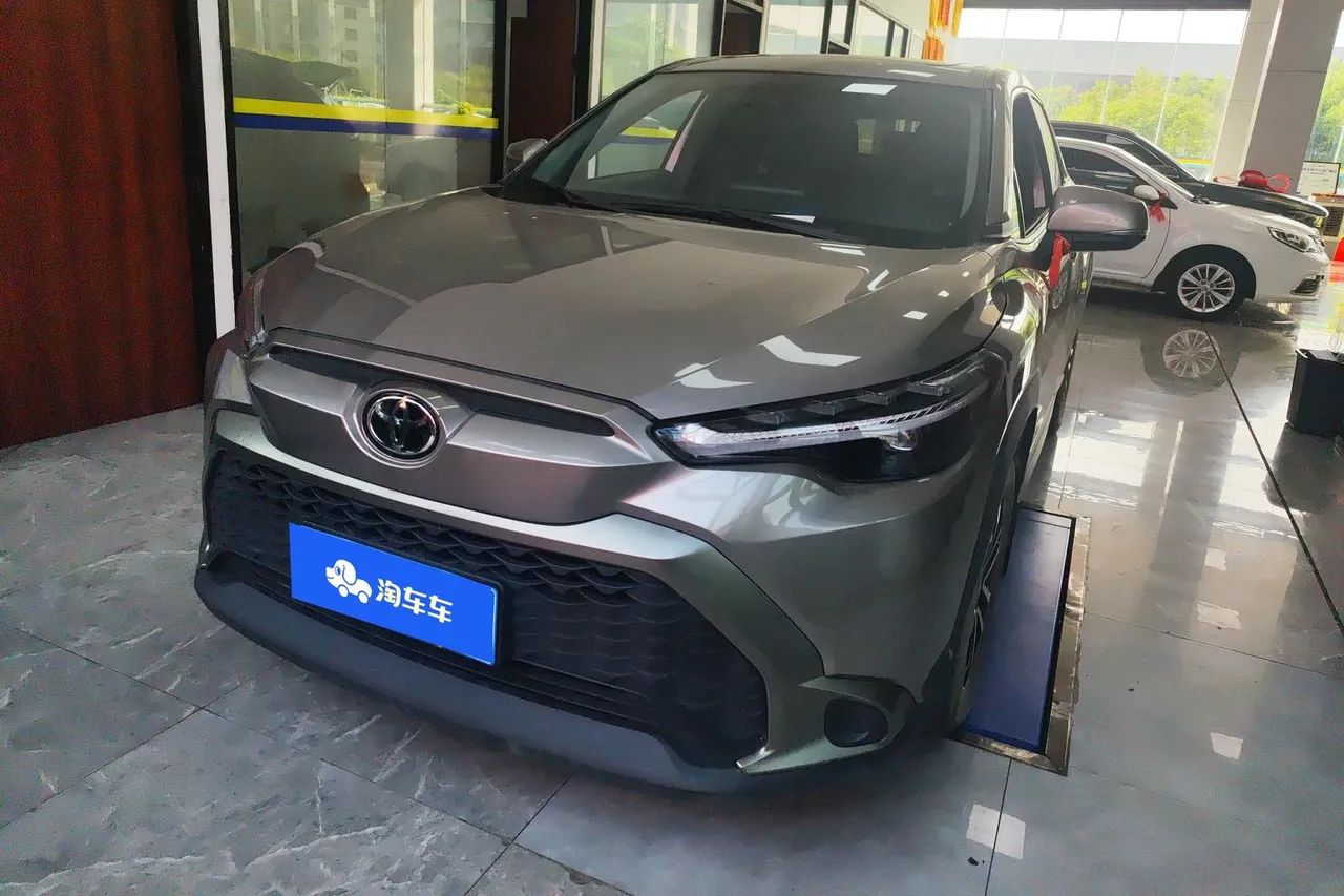 2022 Toyota Frontlander 2.0L CVT Luxury