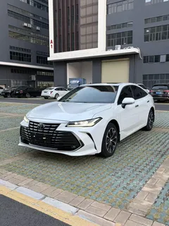 2022 Toyota Avalon 2.0L Luxury, белый — фото 1