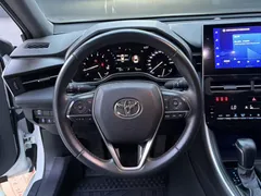 2022 Toyota Avalon 2.0L Luxury, белый — фото 10