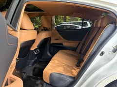 2022 Lexus ES 200 Excellence, белый — фото 6
