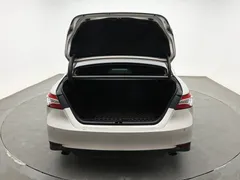 2021 Toyota Camry 2.0G Luxury — фото 13