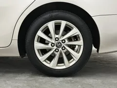 2021 Toyota Camry 2.0G Luxury — фото 14
