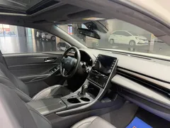 2021 Toyota Avalon 2.5L Luxury, белый — фото 17