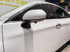2021 Toyota Avalon 2.5L Luxury, белый — фото 22