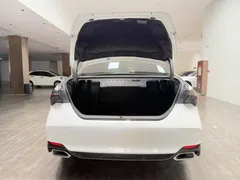 2021 Toyota Avalon 2.5L Luxury, белый — фото 26