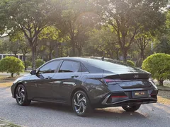 2023 Hyundai Elantra 1.5L CVT GLX Elite — фото 16