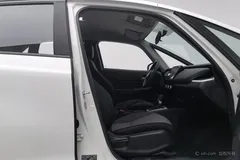 2021 Honda Fit 1.5L CVT, белый — фото 21
