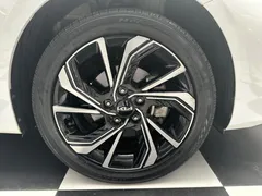 2023 Kia Cerato 1.5L IVT Premium, белый — фото 5