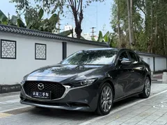 2023 Mazda Mazda3 2.0L AT — фото 1