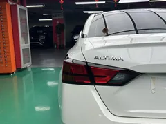 2021 Nissan Teana 2.0L XL Comfort, белый — фото 6