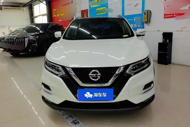 2022 Nissan Qashqai 2.0L XV Prem Luxury