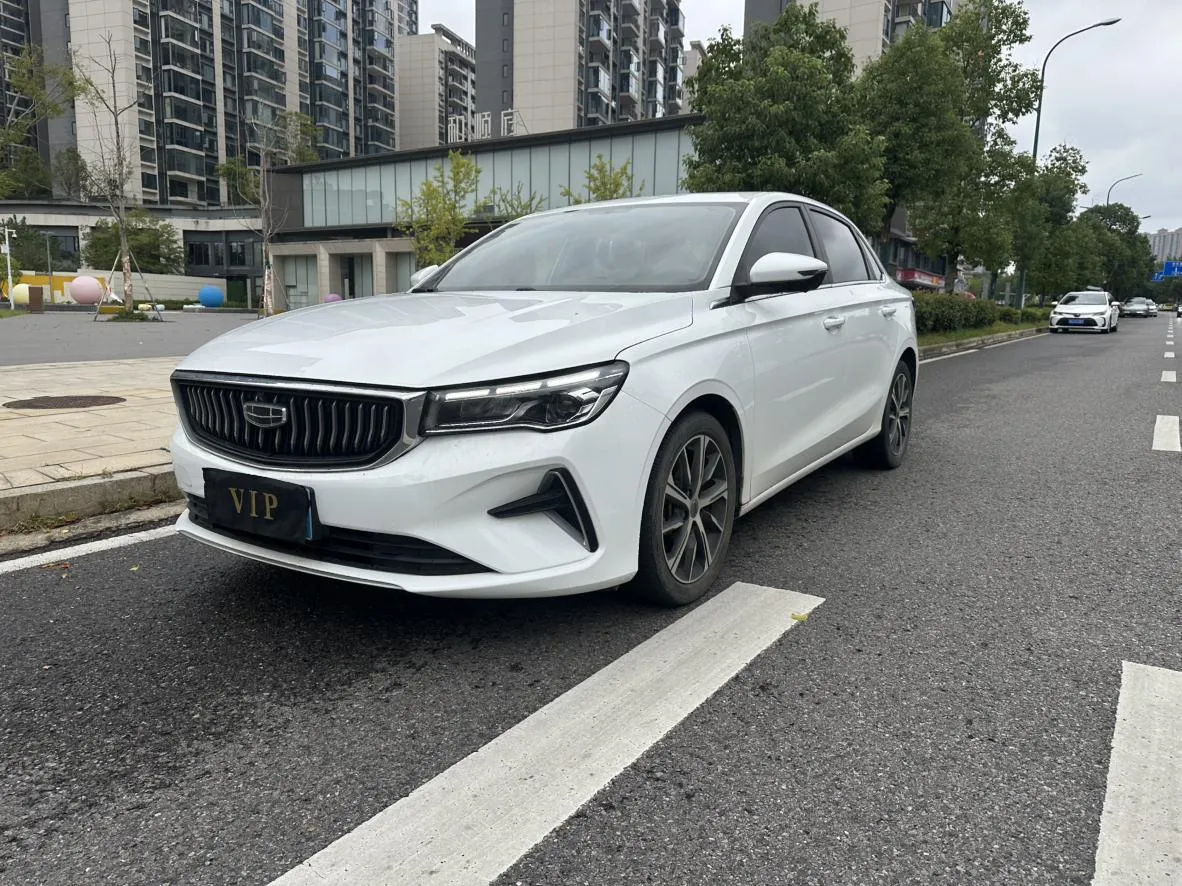 2022 Geely Emgrand 4th Gen 1.5L CVT Luxury